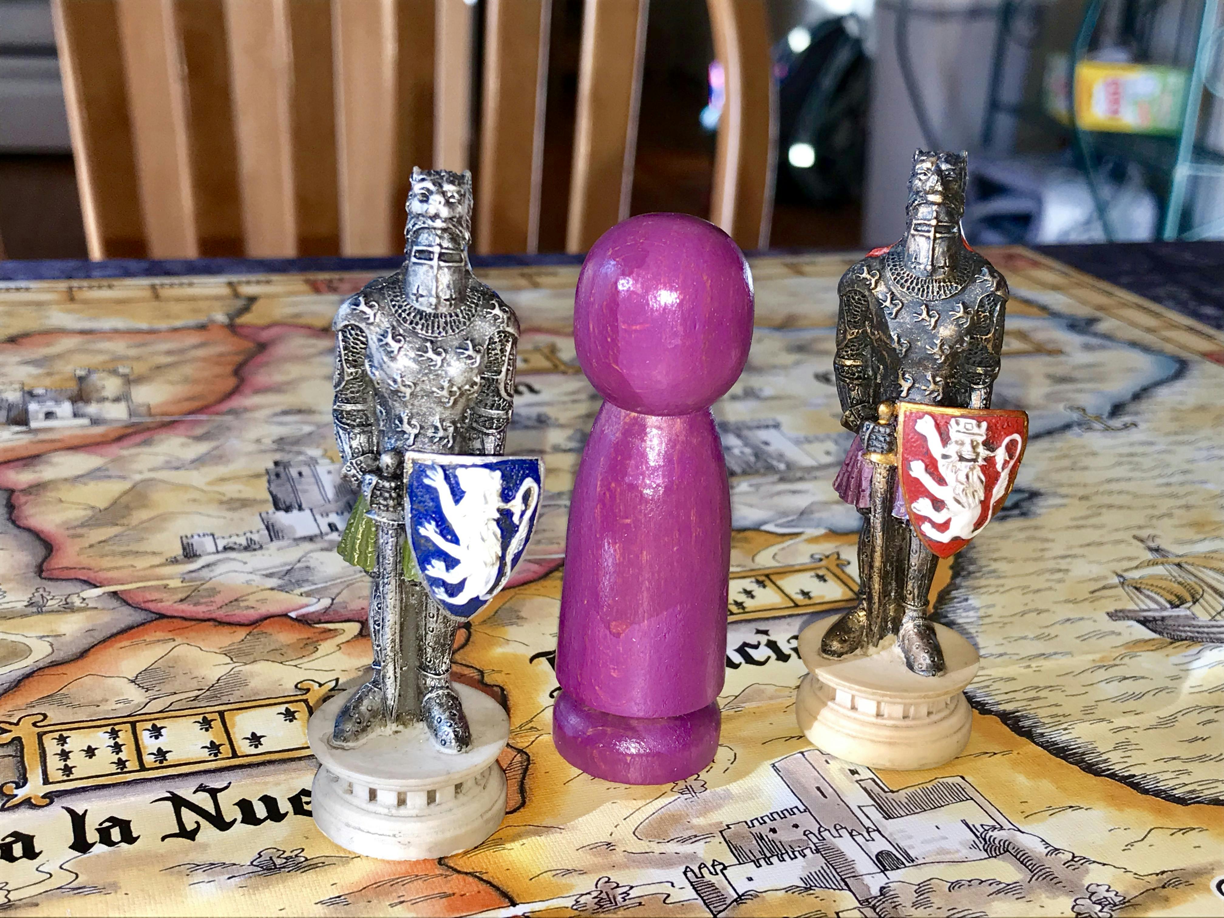 SINGLE REPLACEMENT PIECES Medieval Times Chess Pieces III